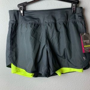 Danskin Now Running short Size XS